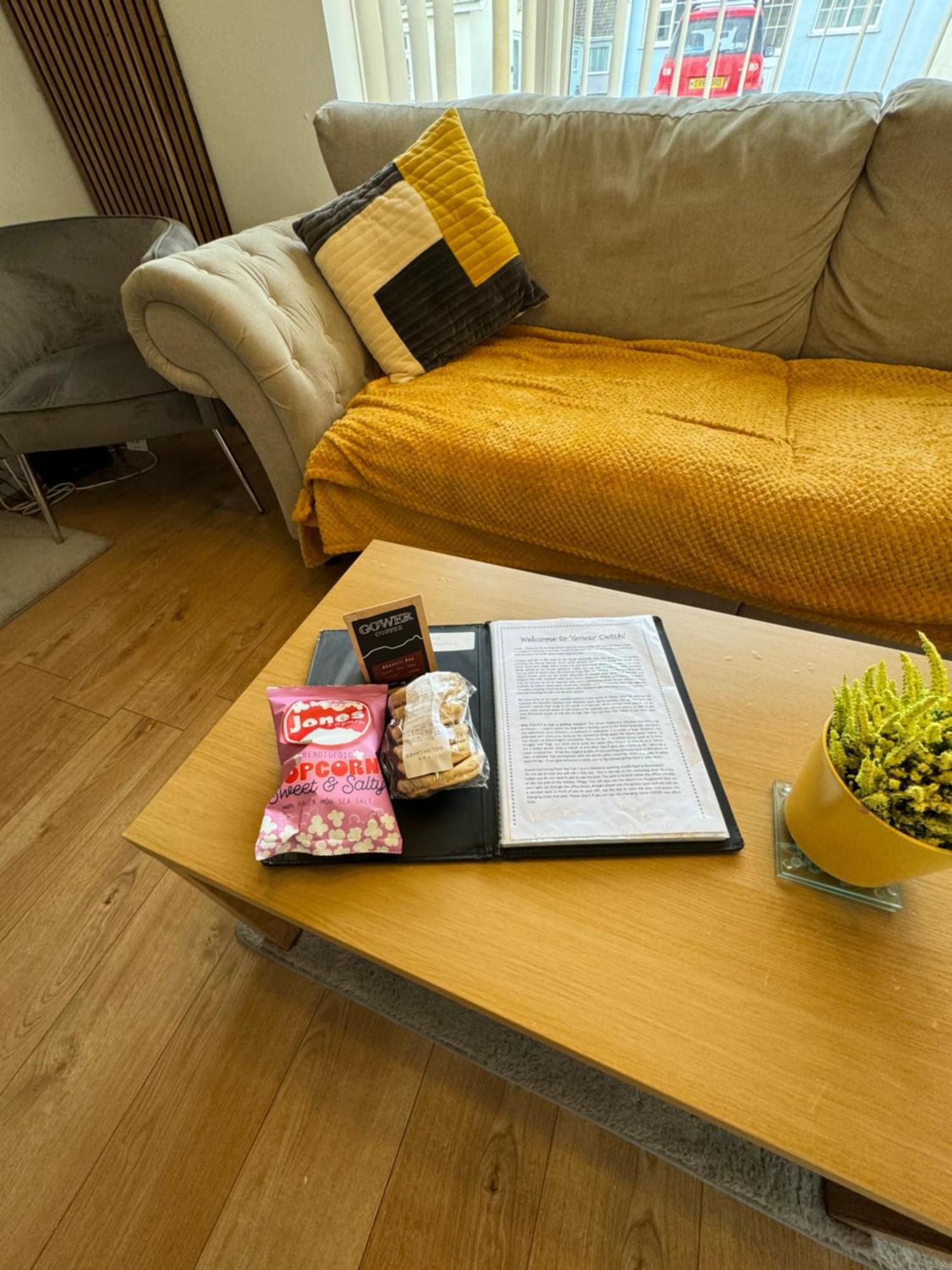 Perfect For The Family And Beaches - Gower Cwtch Villa Swansea Eksteriør billede